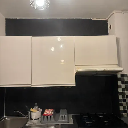 Entier 3 Pièces Agréables Café Offert Appartement